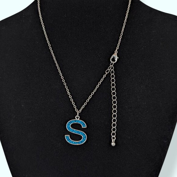 (2/$20) Blue Sparkle "S" Pendant Necklace - Picture 4 of 5